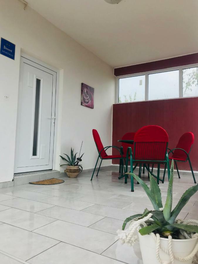 Apartmani Fulir Vrsi Extérieur photo